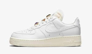 NIKE AIR FORCE 1 JEWELS