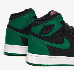 NIKE AIR JORDAN 1 RETRO GREEN