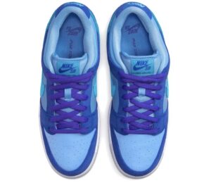 Nike SB Dunk Low Blue Raspberry